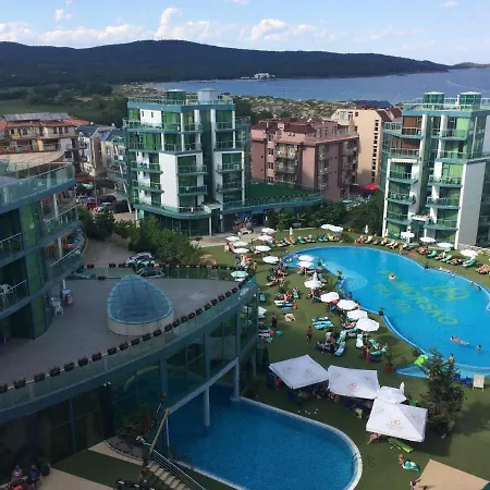 Апартамент 802, Spacy Apm With Sea View.